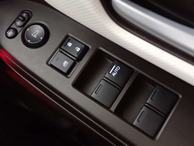 ホンダ Ｎ　ＢＯＸ ６６０ Ｌ R4年 (関東) 99