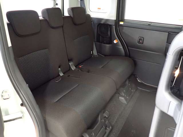 トヨタ ルーミー １．０ Ｇ R4年 (関東) 99