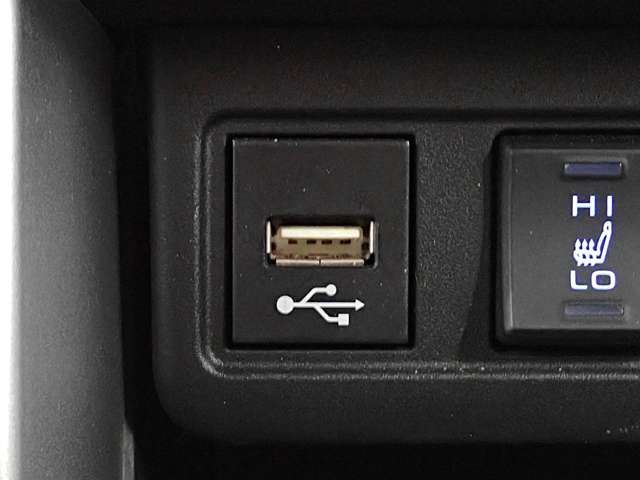 トヨタ カローラクロス １．８ Ｚ R5年 (関東) 99