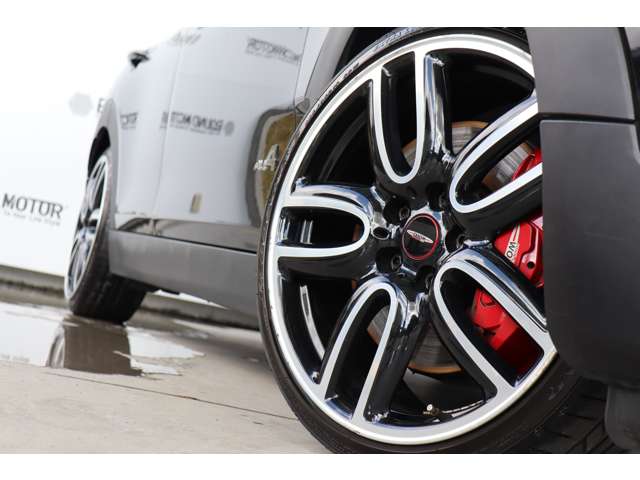 ミニ ミニクラブマン ジョン・クーパー・ワークス ４ＷＤ H29年 (近畿) 99