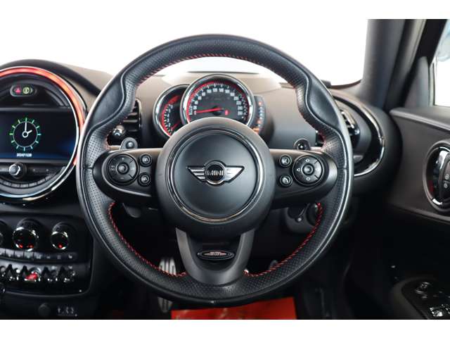 ミニ ミニクラブマン ジョン・クーパー・ワークス ４ＷＤ H29年 (近畿) 99