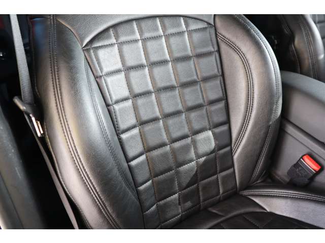 ミニ ミニクラブマン ジョン・クーパー・ワークス ４ＷＤ H29年 (近畿) 99