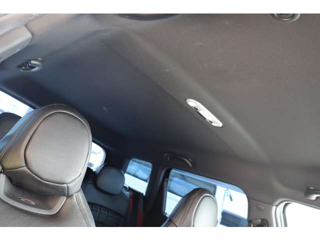 ミニ ミニクラブマン ジョン・クーパー・ワークス ４ＷＤ H29年 (近畿) 99