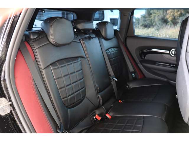 ミニ ミニクラブマン ジョン・クーパー・ワークス ４ＷＤ H29年 (近畿) 99