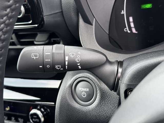 トヨタ ヤリスクロス　ハイブリッド １．５ ハイブリッド Ｚ R7年 (九州・沖縄) 99