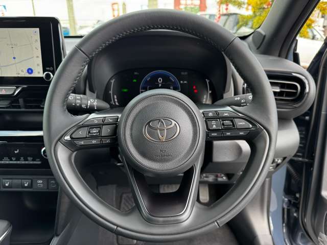 トヨタ ヤリスクロス　ハイブリッド １．５ ハイブリッド Ｚ R7年 (九州・沖縄) 99