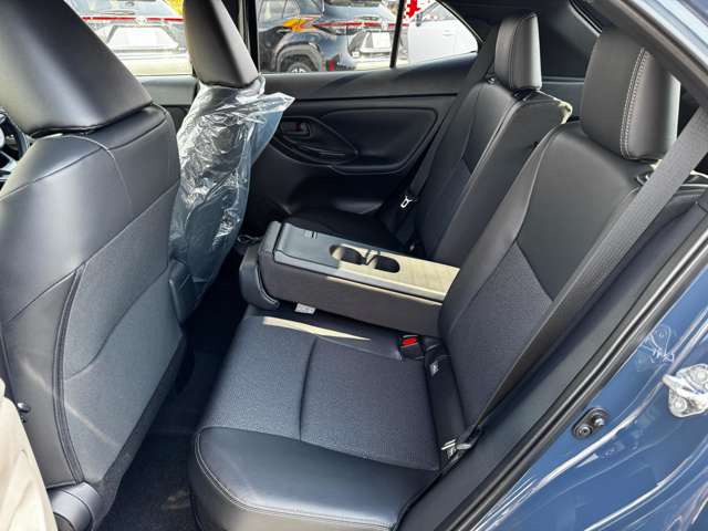 トヨタ ヤリスクロス　ハイブリッド １．５ ハイブリッド Ｚ R7年 (九州・沖縄) 99