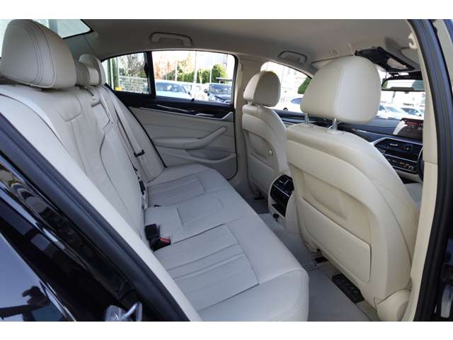 ＢＭＷ ５シリーズ ５２３Ｄ ラグジュアリー ディーゼルターボ H29年 (近畿) 99