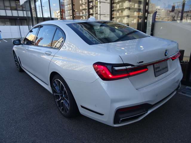 ＢＭＷ ７シリーズ ７４０ＬＤ Ｘドライブ Ｍスポーツ ディーゼルターボ ４ＷＤ R1年 (近畿) 99