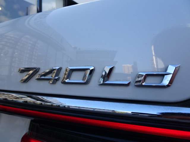 ＢＭＷ ７シリーズ ７４０ＬＤ Ｘドライブ Ｍスポーツ ディーゼルターボ ４ＷＤ R1年 (近畿) 99
