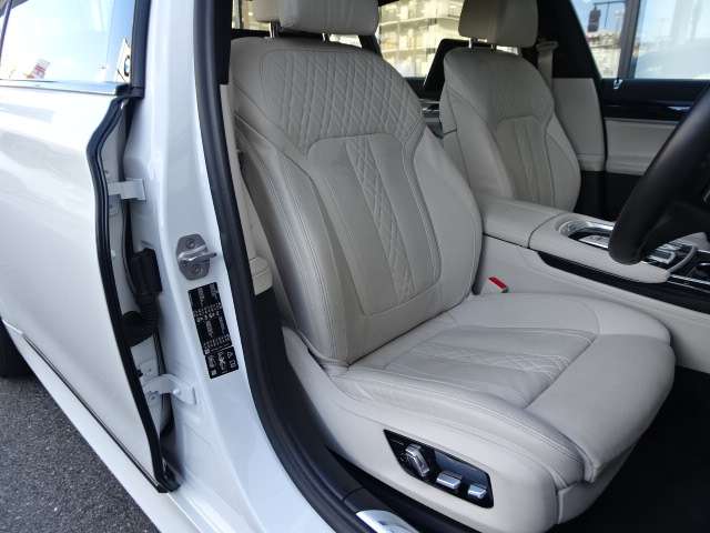 ＢＭＷ ７シリーズ ７４０ＬＤ Ｘドライブ Ｍスポーツ ディーゼルターボ ４ＷＤ R1年 (近畿) 99
