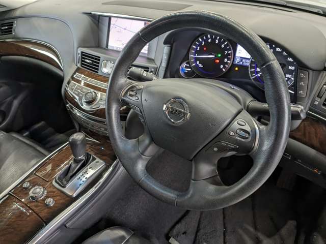 日産 フーガ　ハイブリッド ３．５ H24年 (関東) 99