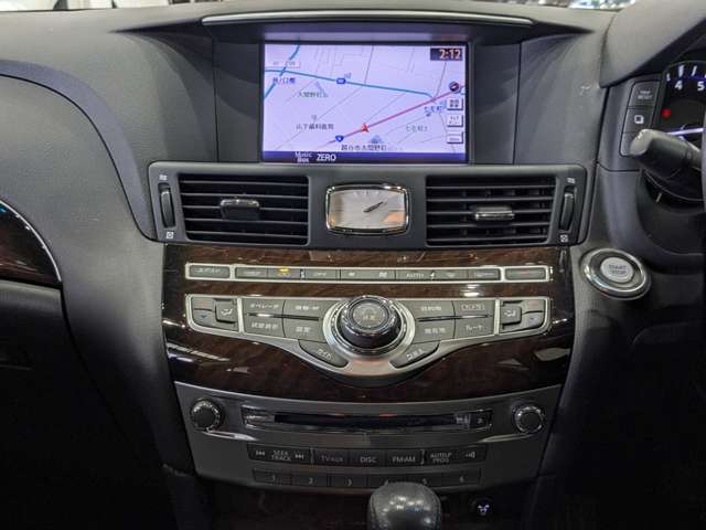 日産 フーガ　ハイブリッド ３．５ H24年 (関東) 99