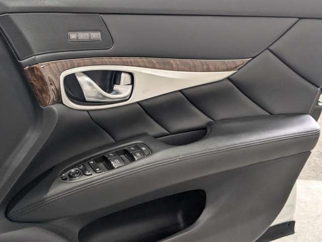 日産 フーガ　ハイブリッド ３．５ H24年 (関東) 99