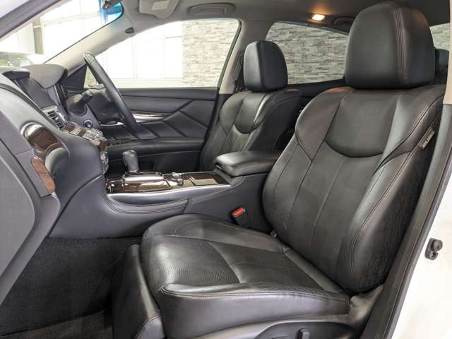 日産 フーガ　ハイブリッド ３．５ H24年 (関東) 99