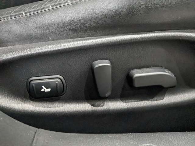 日産 フーガ　ハイブリッド ３．５ H24年 (関東) 99