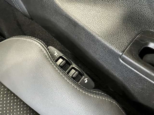 日産 フェアレディＺ ３．７ バージョン ＳＴ H29年 (関東) 99