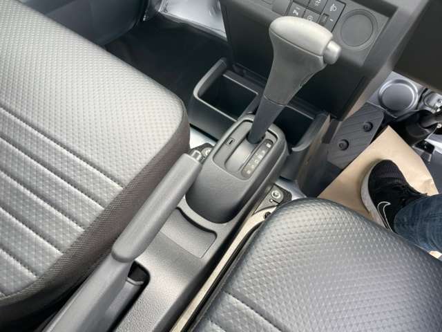 ダイハツ ハイゼットトラック ６６０ スタンダード ３方開 R4年 (中国) 99