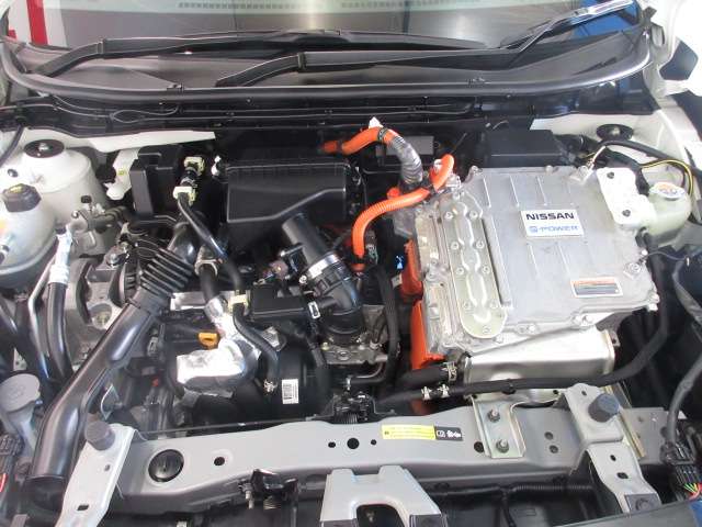 日産 キックス １．２ Ｘ ツートーン インテリアエディション （Ｅ－ＰＯＷＥＲ） R2年 (九州・沖縄) 99