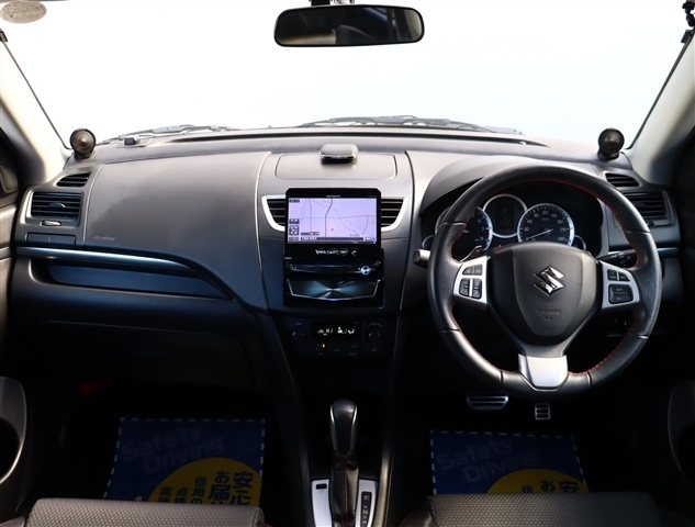 スズキ スイフト １．６ スポーツ H26年 (関東) 99