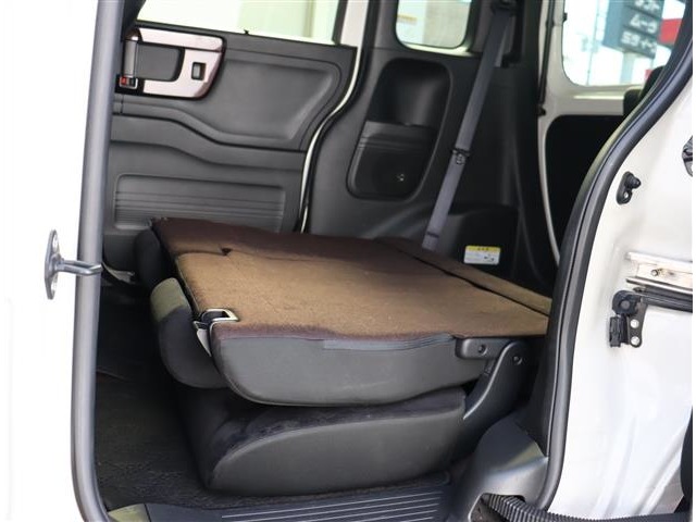 ホンダ Ｎ　ＢＯＸ カスタム ６６０ Ｇ Ｌ ホンダセンシング H30年 (関東) 99