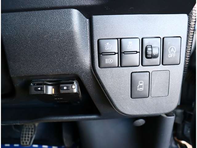 ダイハツ アトレーワゴン ６６０ カスタムターボＲＳ リミテッド ＳＡＩＩＩ R1年 (関東) 99