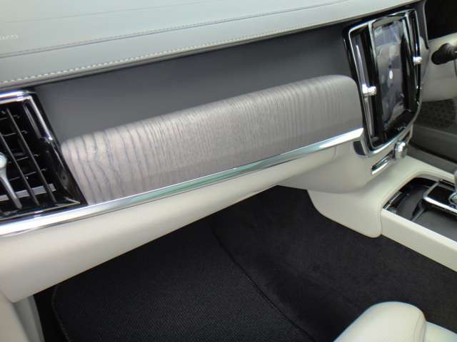 ボルボ Ｖ９０クロスカントリー アルティメット Ｂ５ ＡＷＤ ４ＷＤ R5年 (東北) 99