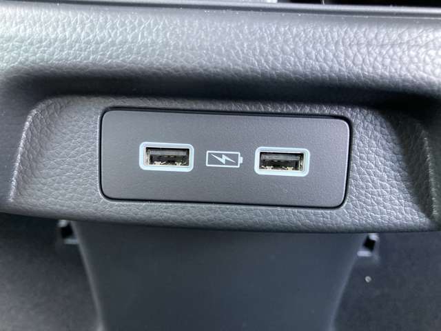 ホンダ ＺＲ−Ｖ １．５ Ｚ ４ＷＤ R6年 (東北) 99