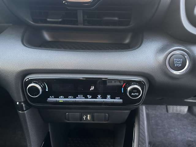 トヨタ ヤリス １．０ Ｘ R6年 (東海) 99