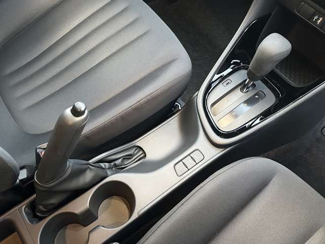 トヨタ ヤリス １．０ Ｘ R6年 (東海) 99