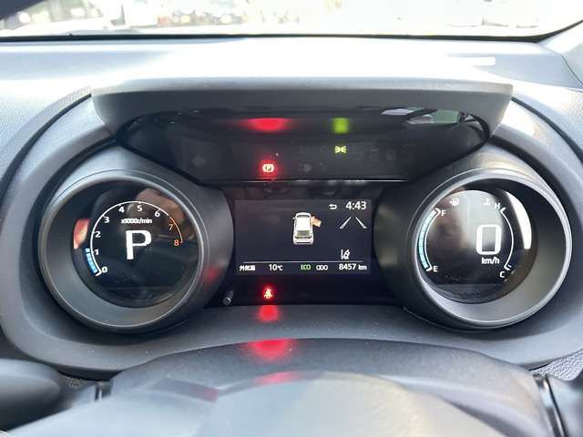 トヨタ ヤリス １．０ Ｘ R6年 (東海) 99