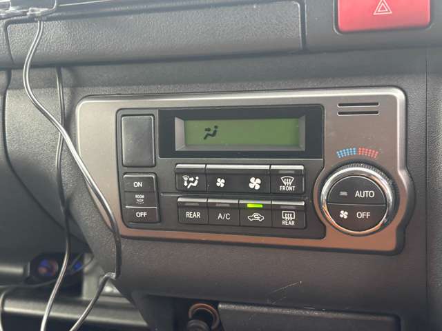 トヨタ ハイエースバン ２．７ スーパーＧＬ ダークプライム ワイド ミドルルーフ ロングボディ H27年 (中国) 99