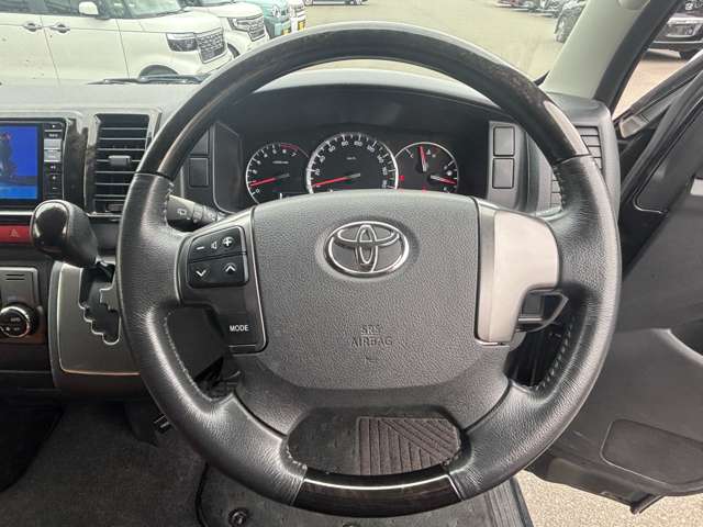 トヨタ ハイエースバン ２．７ スーパーＧＬ ダークプライム ワイド ミドルルーフ ロングボディ H27年 (中国) 99