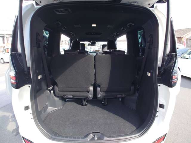 トヨタ ヴォクシー ２．０ Ｓ－Ｚ R5年 (中国) 99