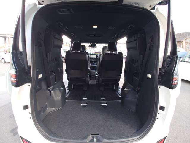 トヨタ ヴォクシー ２．０ Ｓ－Ｚ R5年 (中国) 99