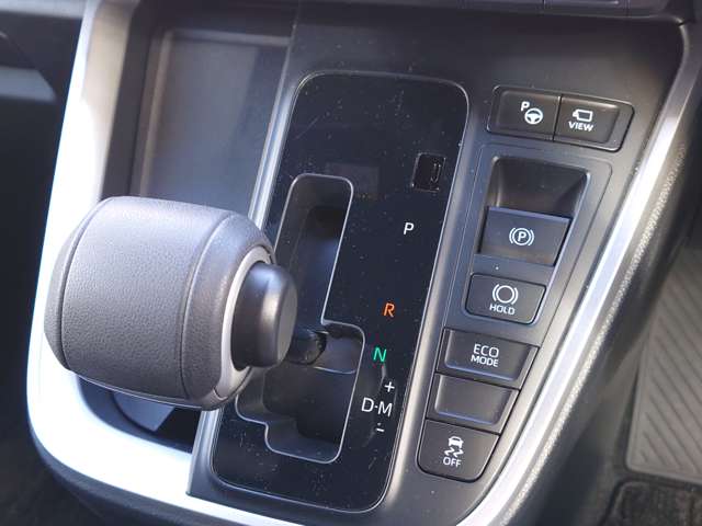 トヨタ ヴォクシー ２．０ Ｓ－Ｚ R5年 (中国) 99