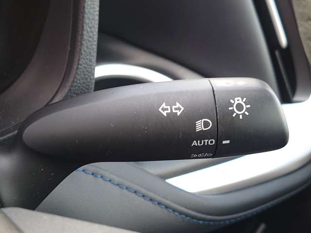 トヨタ ヴォクシー ２．０ Ｓ－Ｚ R5年 (中国) 99