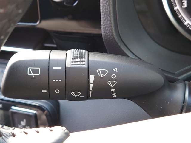 トヨタ ヴォクシー ２．０ Ｓ－Ｚ R5年 (中国) 99