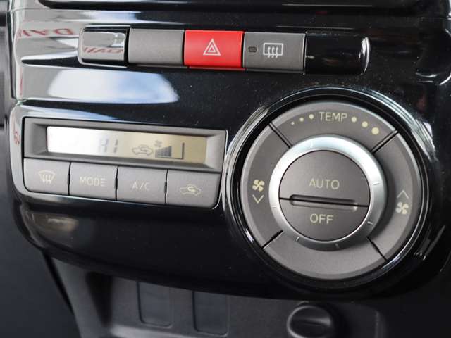 ダイハツ タント ６６０ カスタム Ｘ ４ＷＤ H24年 (中国) 99