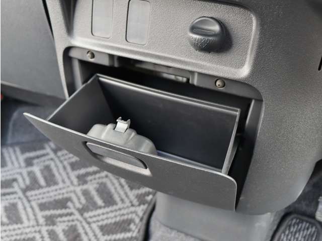 ダイハツ タント ６６０ カスタム Ｘ ４ＷＤ H24年 (中国) 99