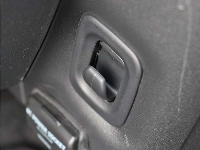 ダイハツ タント ６６０ カスタム Ｘ ４ＷＤ H24年 (中国) 99