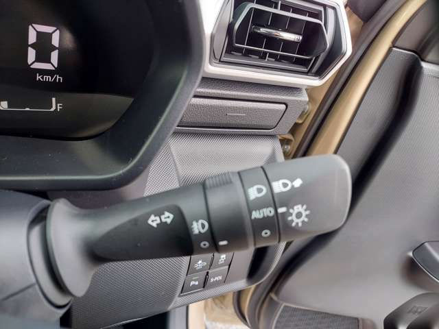 トヨタ ライズ　ハイブリッド ハイブリッド １．２ Ｚ R7年 (九州・沖縄) 99