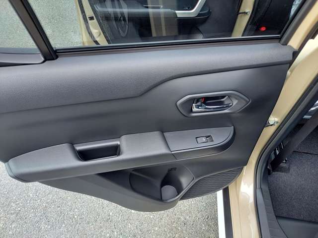 トヨタ ライズ　ハイブリッド ハイブリッド １．２ Ｚ R7年 (九州・沖縄) 99