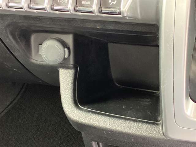 スズキ クロスビー １．０ ハイブリッド ＭＺ R1年 (東海) 99