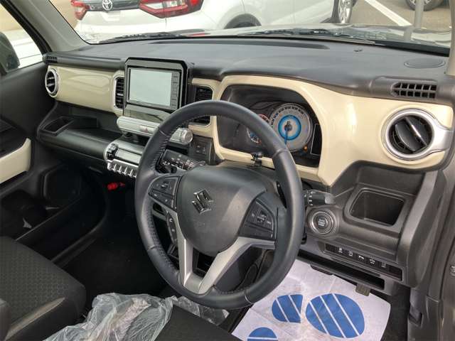 スズキ クロスビー １．０ ハイブリッド ＭＺ R1年 (東海) 99