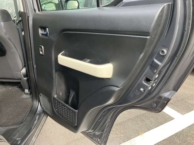 スズキ クロスビー １．０ ハイブリッド ＭＺ R1年 (東海) 99