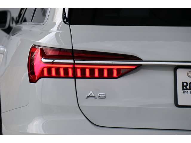 アウディ Ａ６　アバント ４０ ＴＤＩ クワトロ スポーツ ディーゼルターボ ４ＷＤ R2年 (近畿) 99