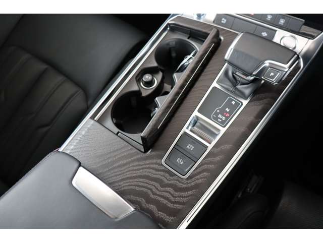 アウディ Ａ６　アバント ４０ ＴＤＩ クワトロ スポーツ ディーゼルターボ ４ＷＤ R2年 (近畿) 99