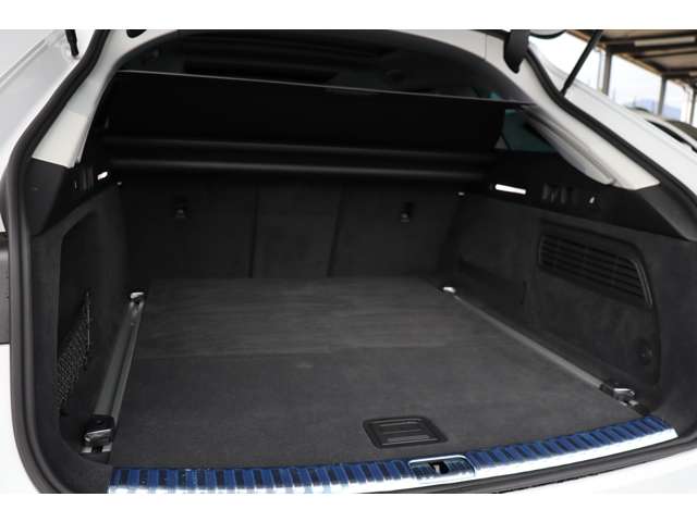 アウディ Ａ６　アバント ４０ ＴＤＩ クワトロ スポーツ ディーゼルターボ ４ＷＤ R2年 (近畿) 99