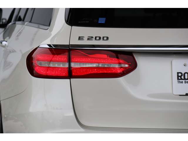 メルセデスベンツ Ｅクラスワゴン Ｅ２００ アバンギャルド スポーツ H29年 (近畿) 99